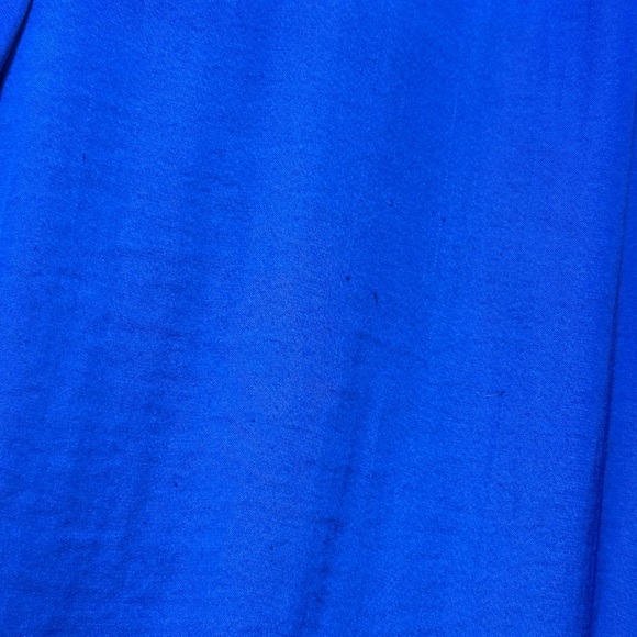 Vince Camuto | Blue Satin V-Neck Blouse - Picture 6 of 7